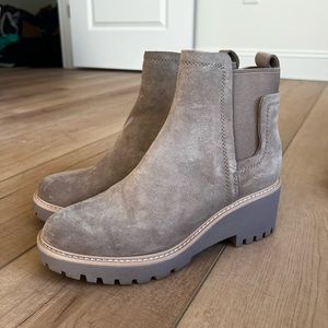 Dolce Vita Boot Size 8